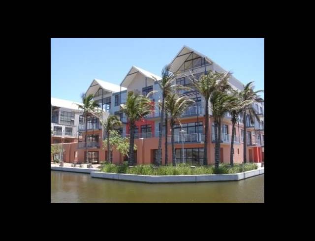 3 BEDROOM APARTMENT TO LET IN POINT WATERFRONT